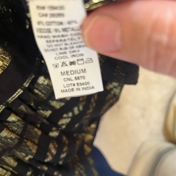 Elan Black and Gold Geometric Long Sleeve Dress - Picture 7 of 10